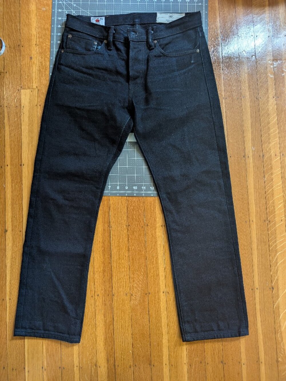 Rogue Territory Stanton 17oz Cryptic Indigo x Black Jeans